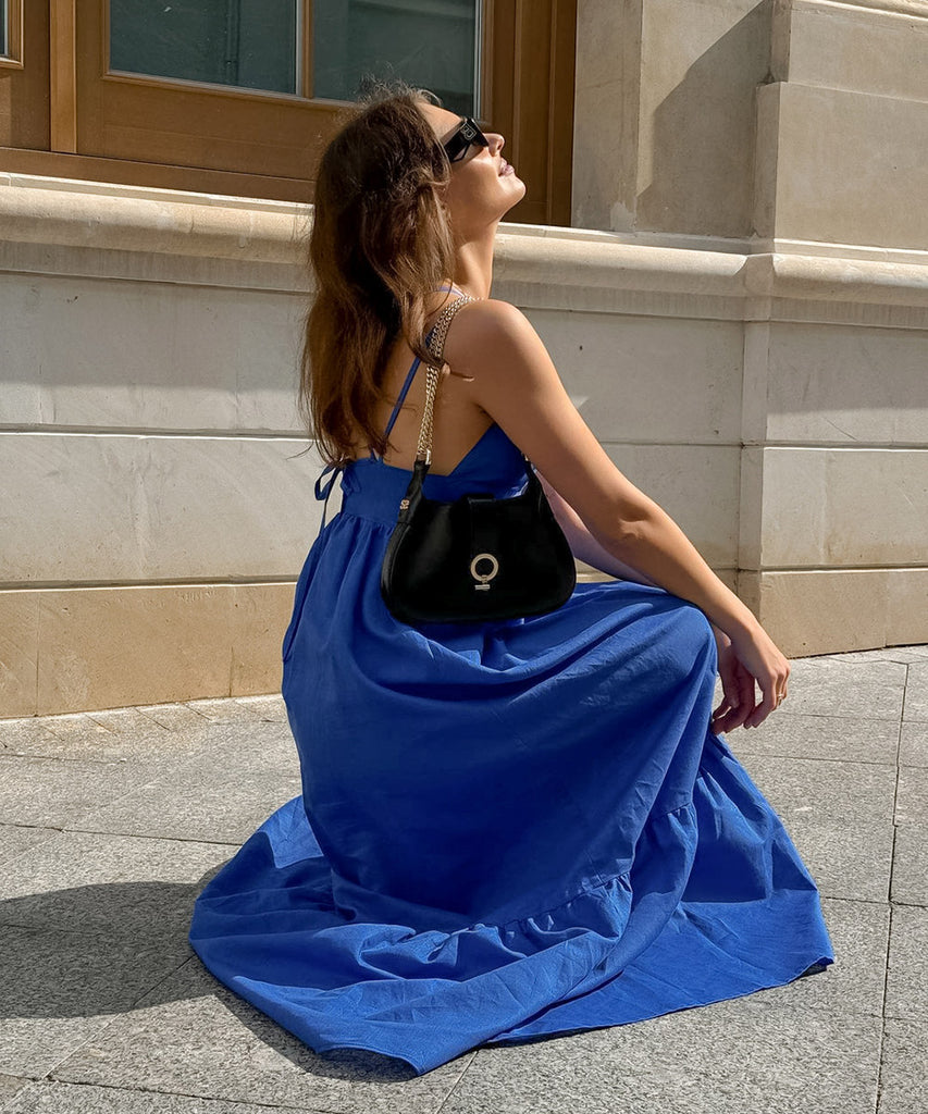 Stylish V-Neck Halter Dress with Open Back in Blue Hue