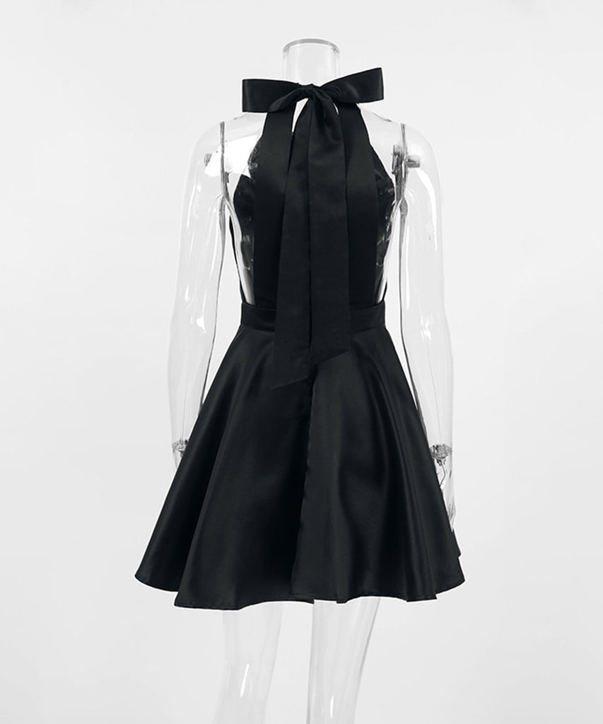 Sexy Halter Black High-Waisted Dress for Stunning Elegance