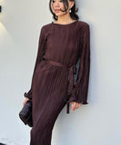 Elegant Lace-Up Pleated Flared Dress with Long Sleeves