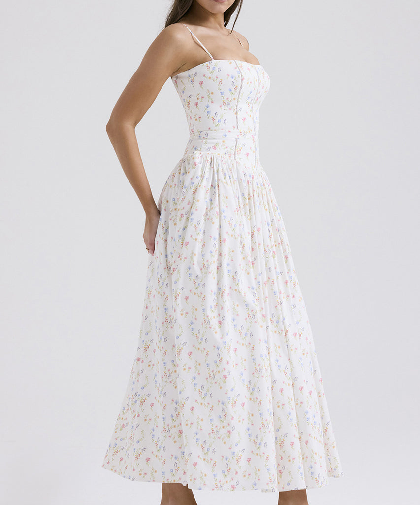 Chic Floral Halter Dress for Effortless Summer Style
