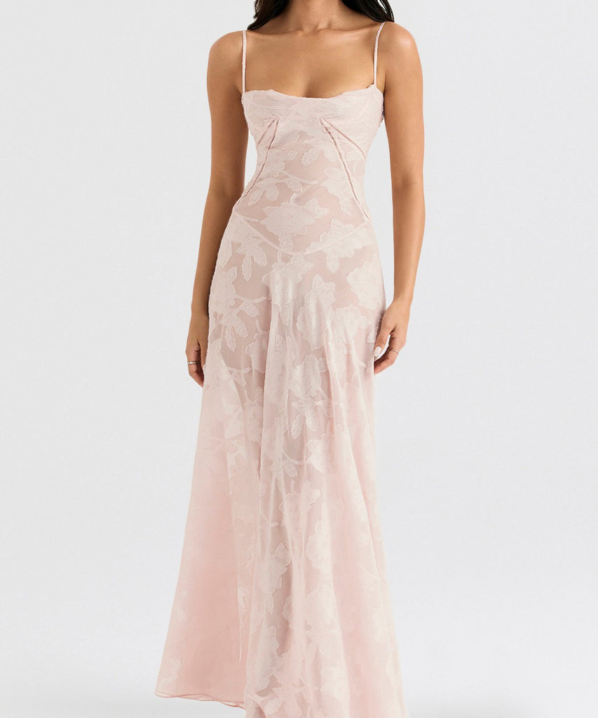 Chic Sexy Sleeveless Halter Dress with Open Back Design