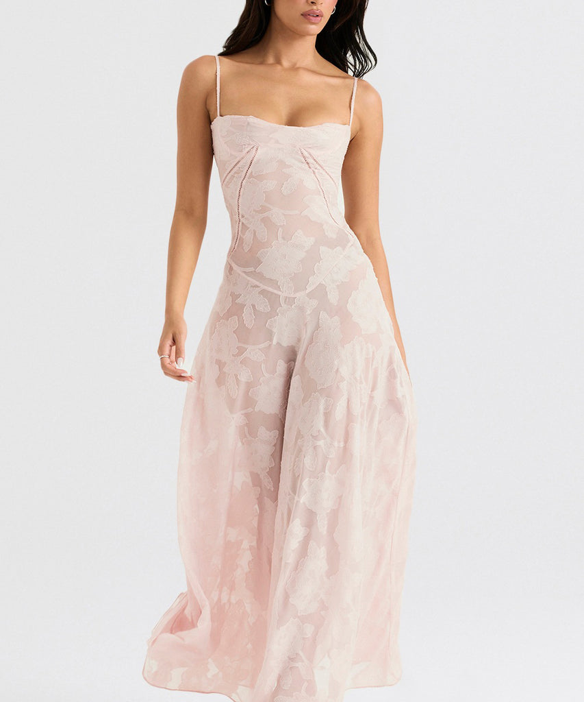Chic Sexy Sleeveless Halter Dress with Open Back Design