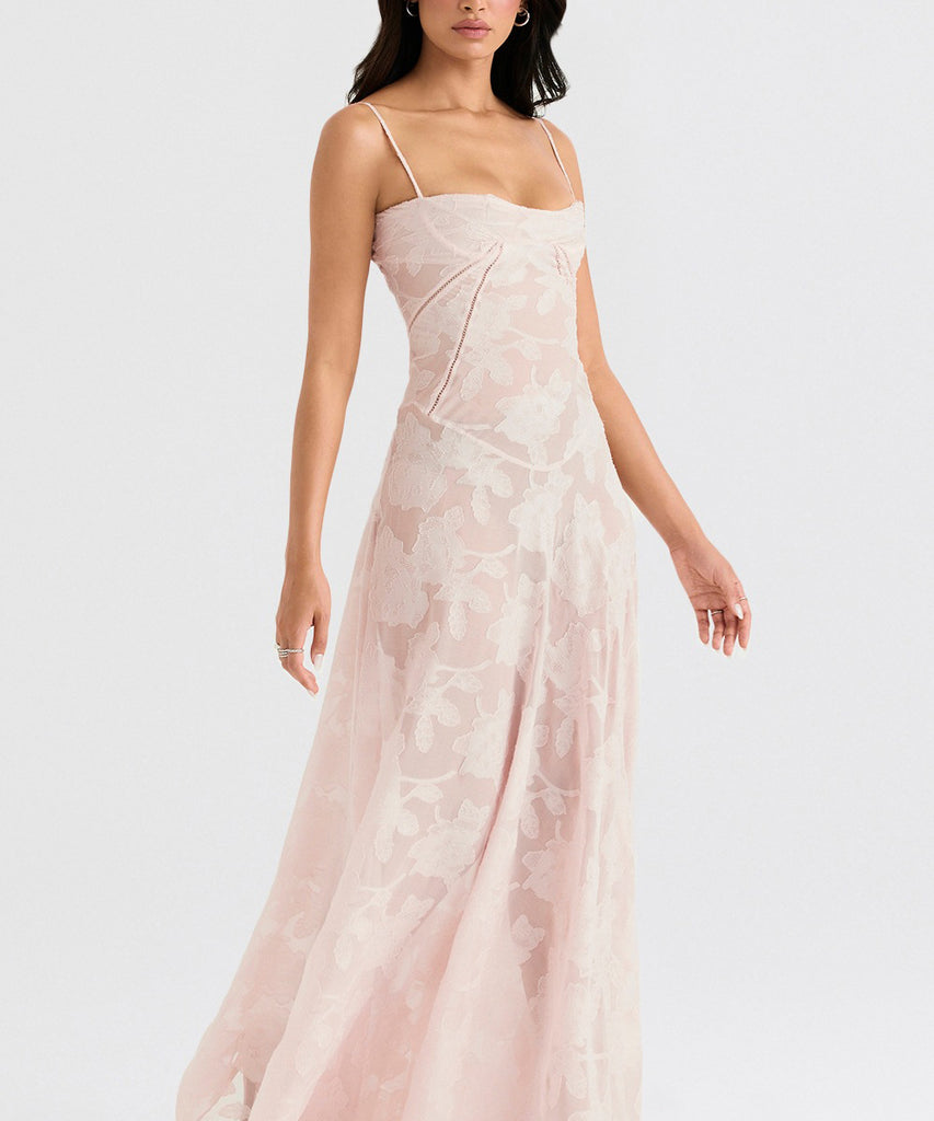 Chic Sexy Sleeveless Halter Dress with Open Back Design