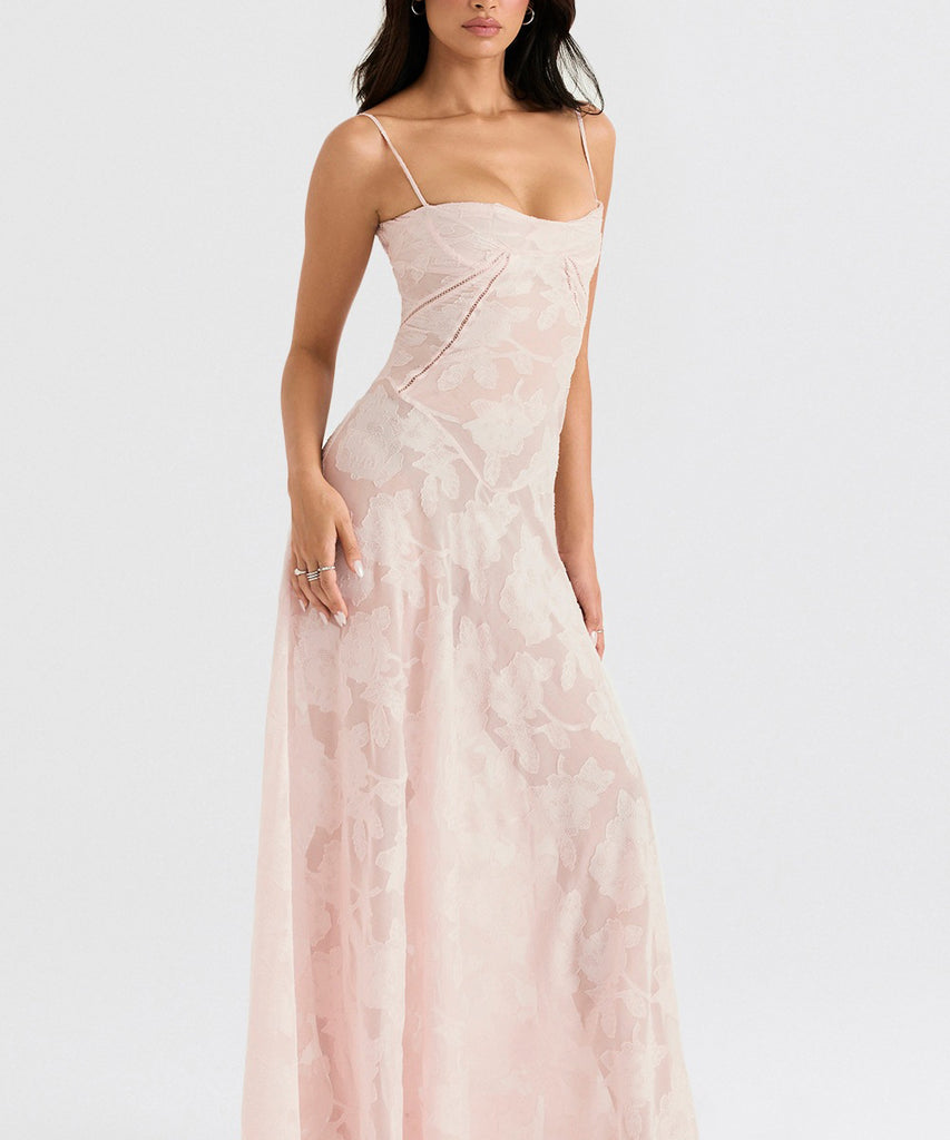 Chic Sexy Sleeveless Halter Dress with Open Back Design