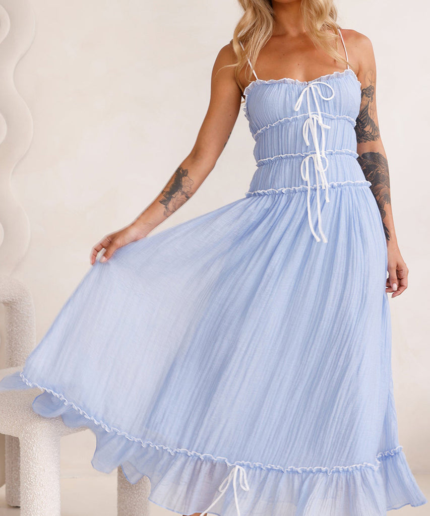 Lace Patchwork High-Waisted Halter Dress for Chic Elegance