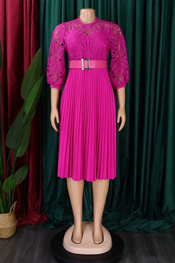Elegant Plus-Size Floral Lace Hollow Pleated Dress for Special Occasions