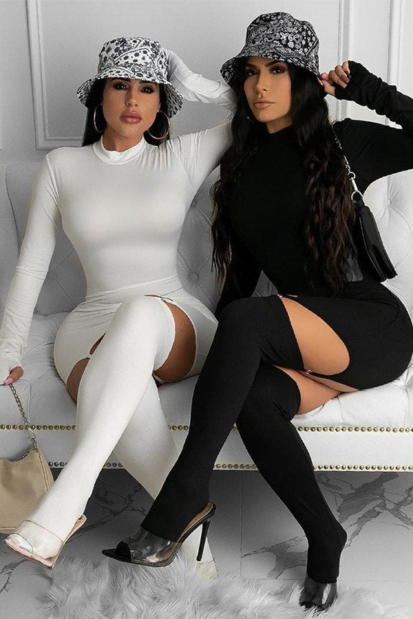 Chic Crewneck Long-Sleeved Dress with Zipper, Gloves, and Socks Set