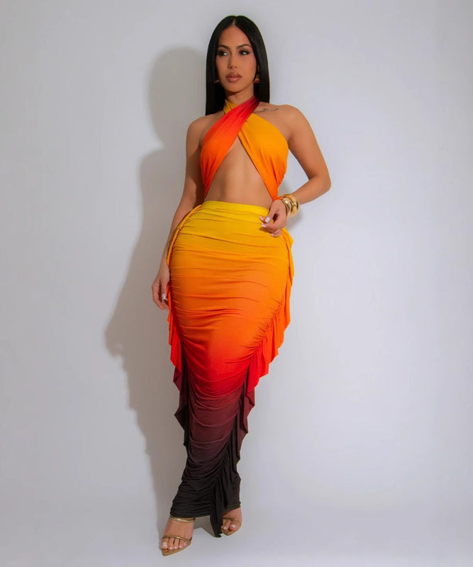 Fashionable Yellow Low-Cut Pleated Print Set for Stylish Look