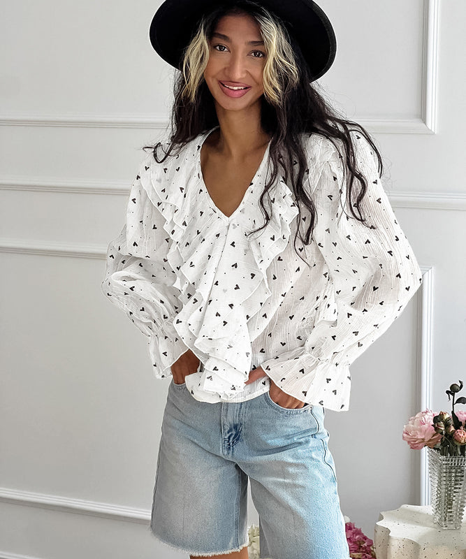 Love Print V-Neck Long-Sleeved Shirt for Effortless Style