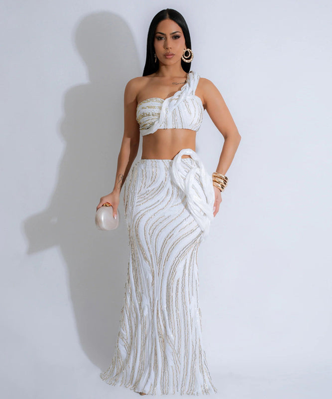 Sleeveless One-Shoulder Top with Sexy Booty Skirt Charm for Bold Style