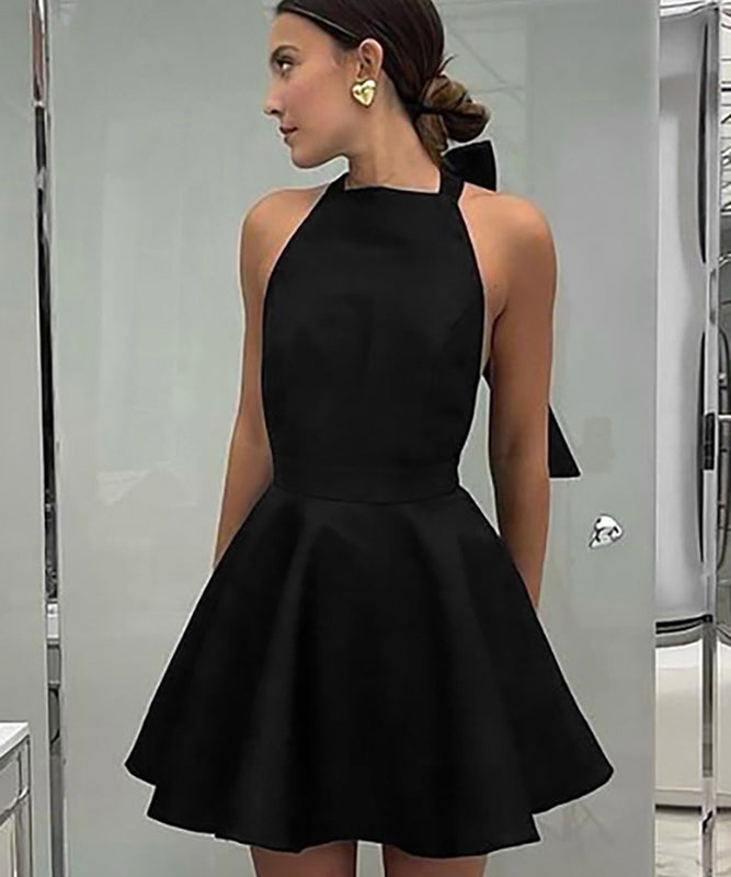 Sexy Halter Black High-Waisted Dress for Stunning Elegance