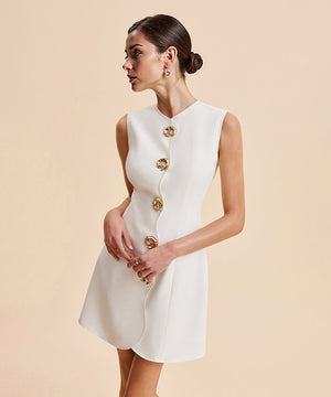 A Sleeveless Round-Neck Button-Down Solid-Color Short Dress