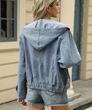 Lightweight Hooded Jacket For Everyday Comfort And Style