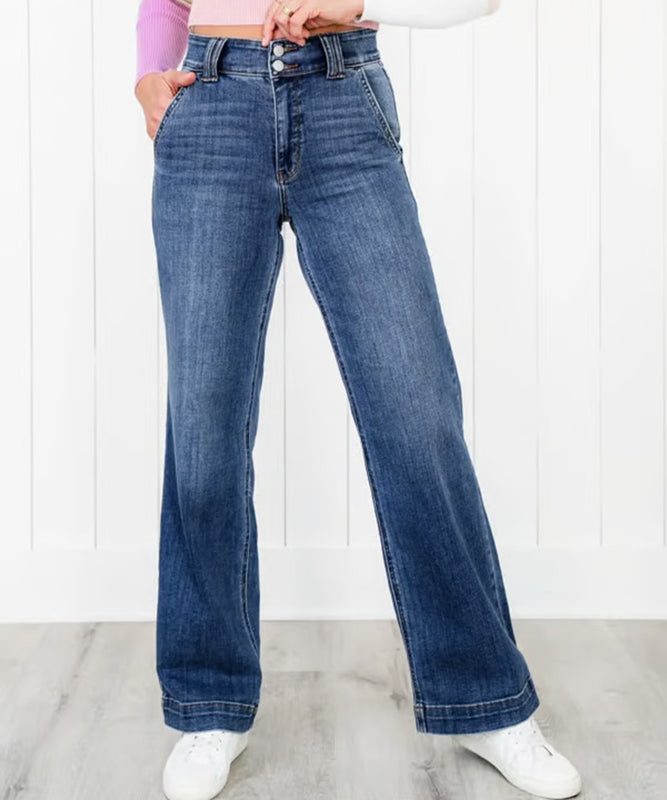 Washed Straight Leg Style Jeans Woman in Vibrant Colors