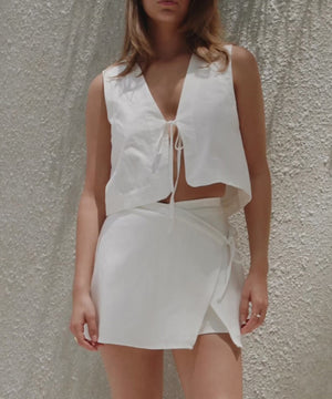 Chic White Sleeveless Vest and Short Skirt Cotton Set