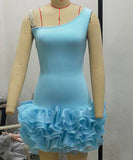 Chic Sleeveless Skew Shoulder Stretch Slim Mesh Dress with Wooden Ear Lace