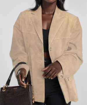 Sophisticated Long-Sleeved Jacket with Spacious Pockets