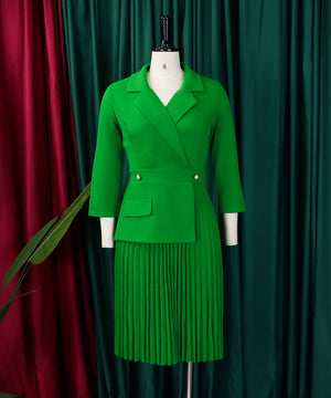 Seductive All Black Pleated Dress With Tailored Collar