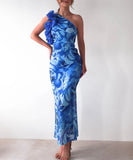Figure-Hugging Sleeveless Dress with 3D Floral Accents