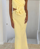 Sexy Plunging Neckline Form-Fitting Solid Color Dress