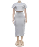 A Two-Piece Set of Solid-Color Fringed Round-Neck Short-Sleeve Long Dress