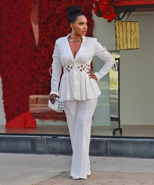 Slim-Fit Women Two Piece Suit With Embroidered Tie