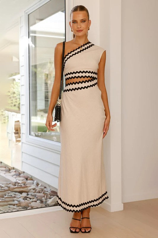 Elegant Long Dress with Lace Patchwork and Diagonal Neckline