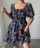 Elegant Floral Patterned Cake Dress in Navy with Short Sleeves