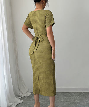 Elegant Long Dress with Corseted Waist for Figure Shaping