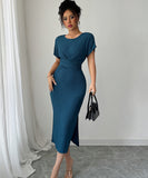 Elegant Long Dress with Corseted Waist for Figure Shaping