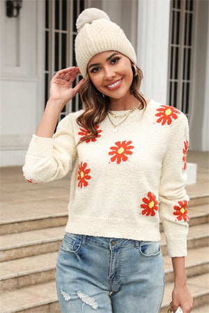 Charming Daisy Knit Sweater with Round Neck