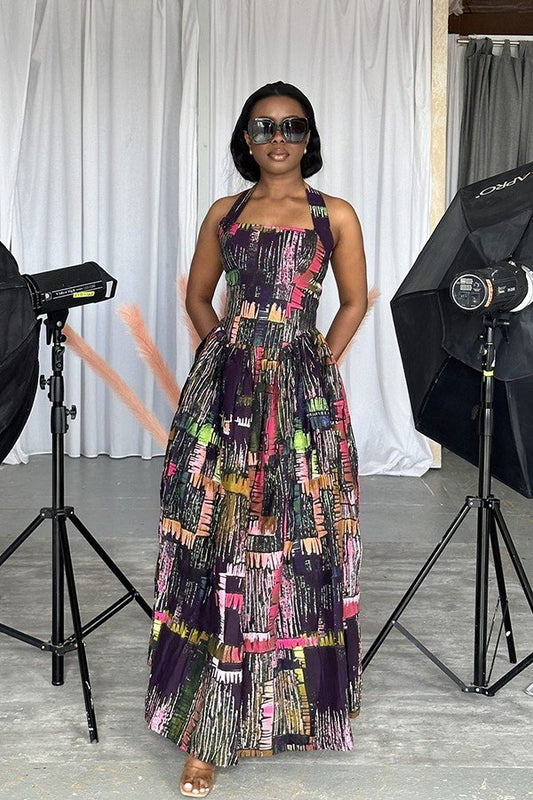 Chic Printed Dress with Defined Neckline and Waist