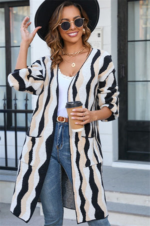 Chic Patchwork Knit Cardigan with Pockets