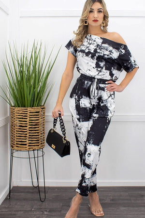 Chic Printed Short Sleeve One-Shoulder Stretchable Slim-Fit Romper