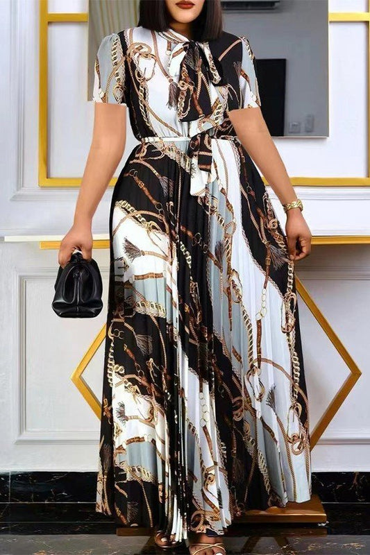 Chic Plus-Size Dress with Short Sleeves, Pleated Print, and Stylish Straps