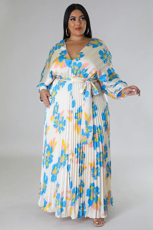Elegant Flowing Pleated Maxi Dress