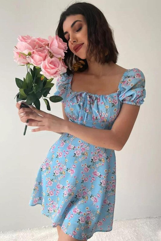 Floral Elegance Dress with Puffed Sleeves