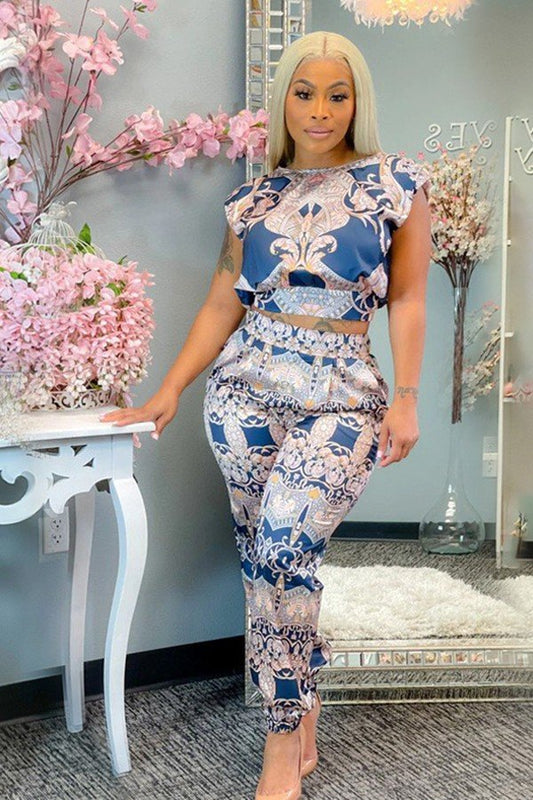Stylish Women's Sleeveless Printed Two-Piece Set