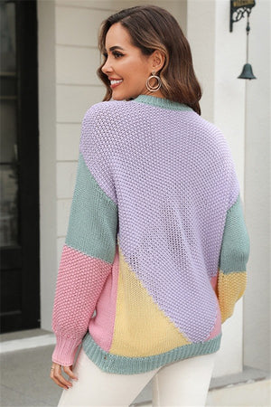 Chic Patchwork Crew-Neck Pullover for Winter Wardrobe