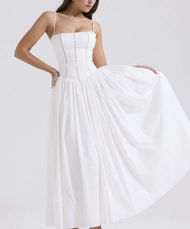 Chic Floral Halter Dress for Effortless Summer Elegance