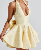 Elegant Lace-Up Evening Dress with Neckline in Multiple Colors