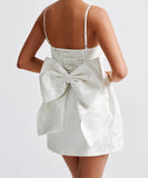 Chic Evening Dress with Bow Embellishments and Adjustable Straps