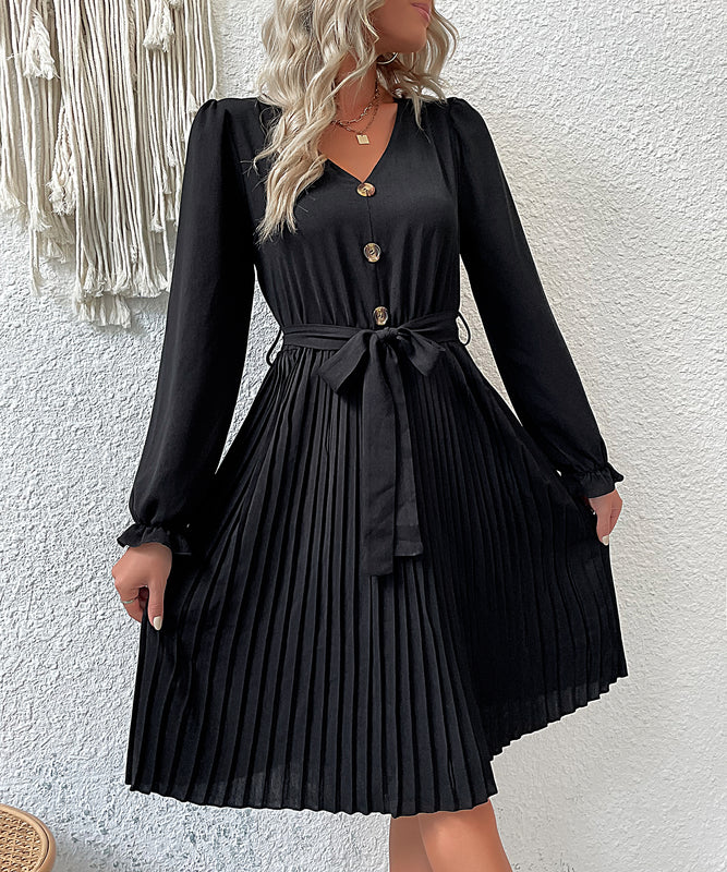 Chic Black V-Neck Dress with Short Sleeves